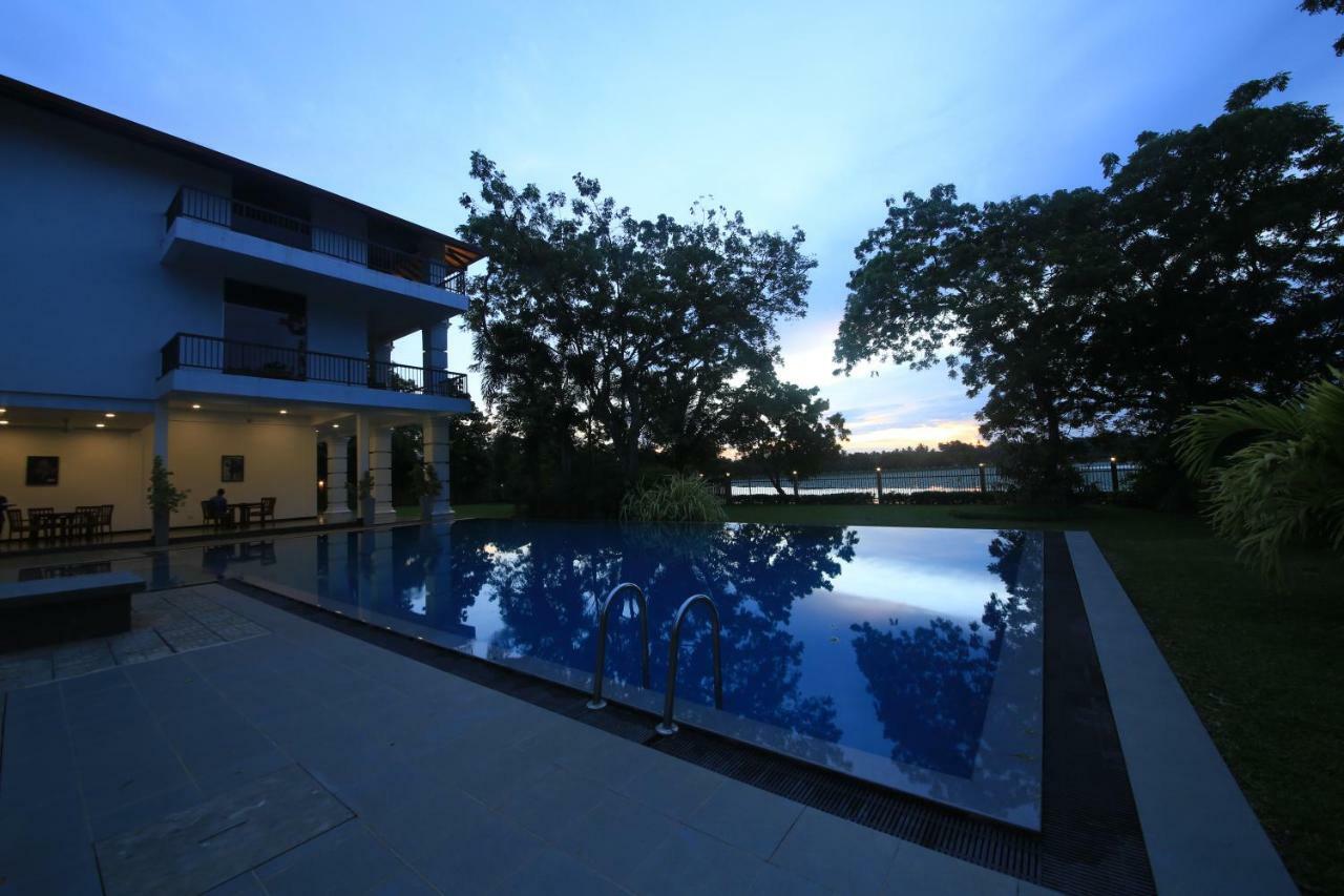 Diya Dahara Lake Resort Yala Exterior foto